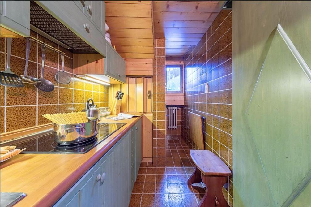 Deliziosa Mansarda Ai Piedi Della Pista 3Tre Apartment Мадона ди Кампильо Екстериор снимка