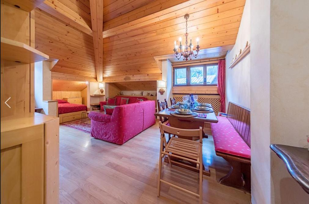 Deliziosa Mansarda Ai Piedi Della Pista 3Tre Apartment Мадона ди Кампильо Екстериор снимка